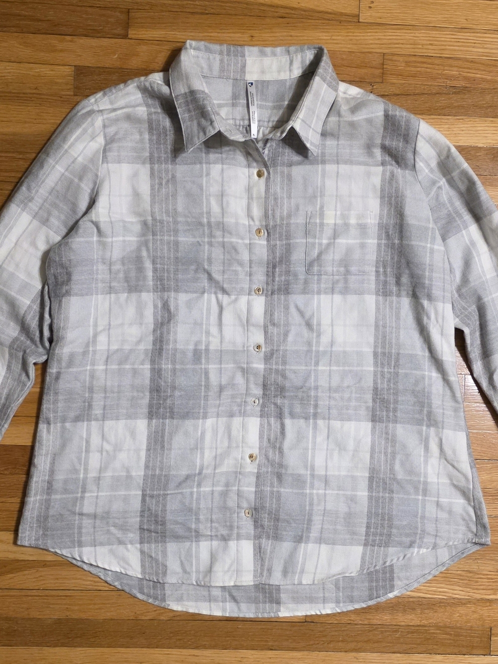Kuhl Kamila Flannel Shirt Plaid Gray & White XL Super Soft Button Down